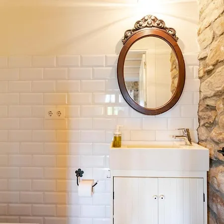 La Casa Vieja En Castaneda *