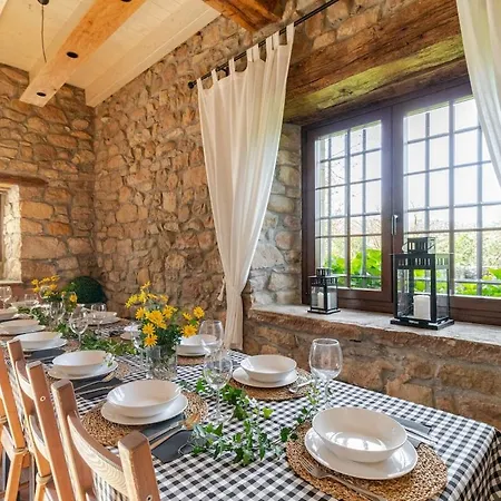 La Casa Vieja En Castaneda * San Román