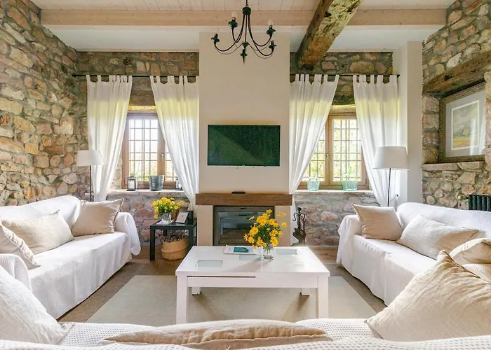 La Casa Vieja En Castaneda *